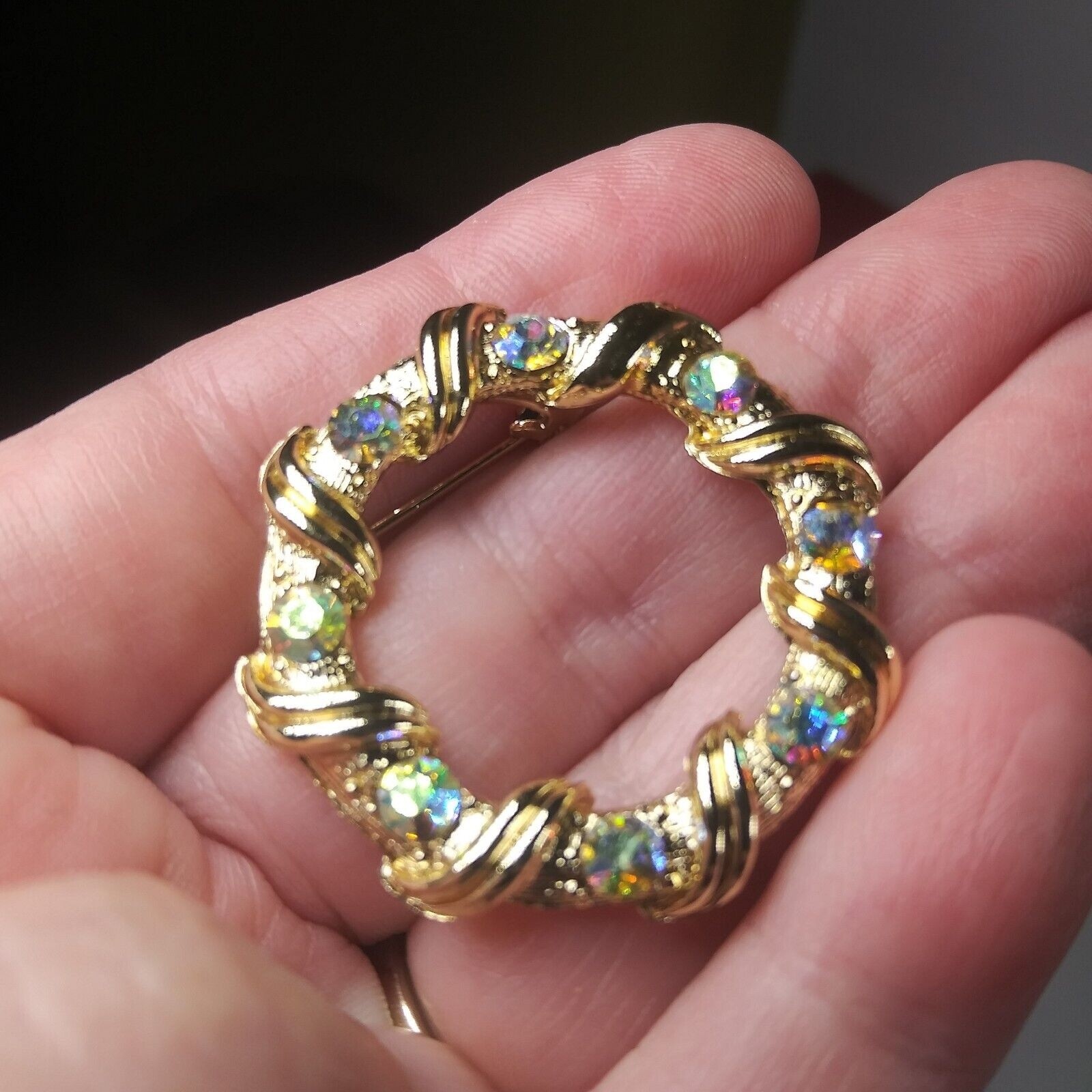 Vintage Gold Tone Brooch Wreath Crown Multicolored Rhinestones Circle Pin Gift
